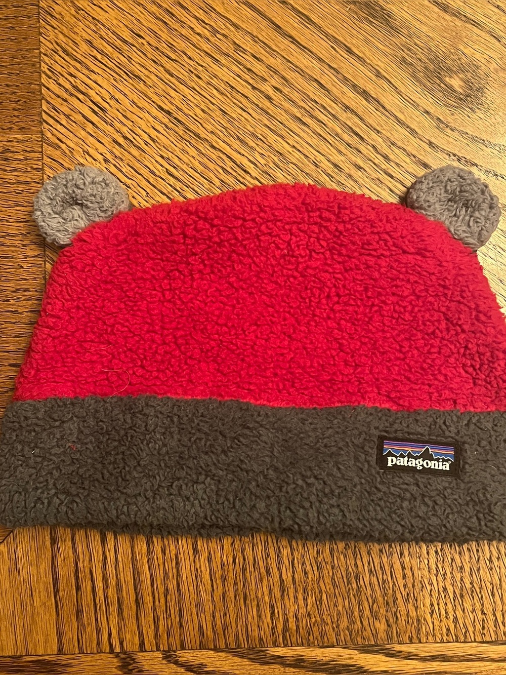 Patagonia Baby Furry Friends Hat Red Gray Fleece Bear Cub Ears 24M Winter Beanie